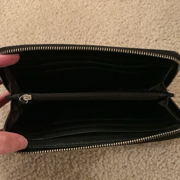 Michael Kors Black Pebble Leather Long Wallet - Like New - Picture 13 of 17